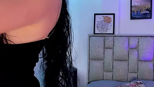 Snapshot of brianaGuzman chatting on June 11, 2026, 6:16 pm brianaGuzman online show from June 11, 2026, 6:16 pm