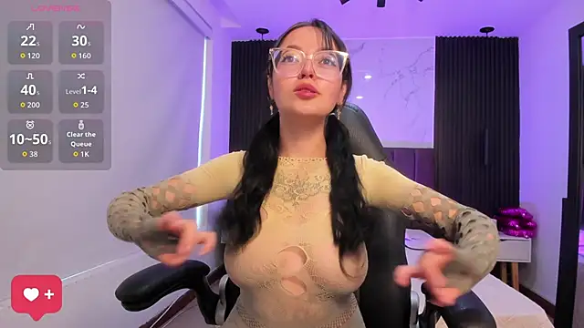 Snapshot of elisa_collins chatting on February 23, 2026, 1:23 pm elisa collins online show from February 23, 2026, 1:23 pm