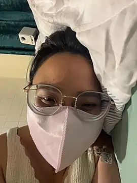 yourbootygirl online show from June 8, 2026, 1:55 pm