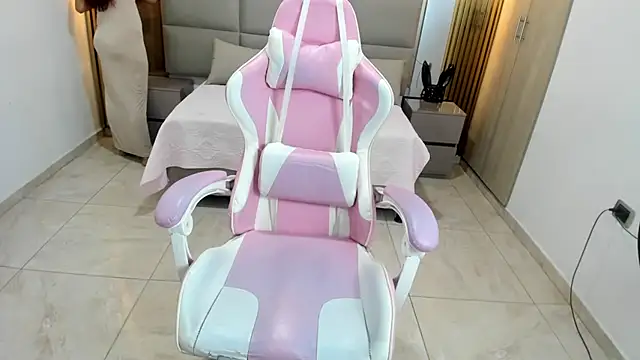 Snapshot of Maysa_badawi chatting on January 28, 2025, 7:21 pm Maysa badawi online show from January 28, 2025, 7:21 pm