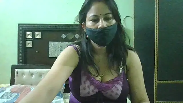 couplesuni online show from July 17, 2026, 3:26 am
