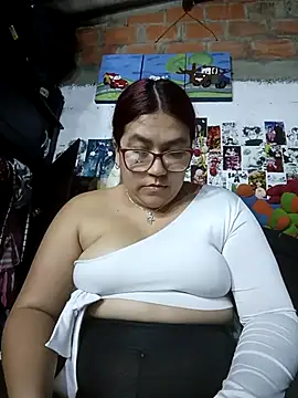 dafne19  online show from October 3, 2025, 4:25 am