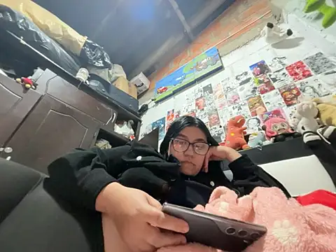 Snapshot of dafne19_ chatting on March 17, 2026, 4:04 am dafne19 online show from March 17, 2026, 4:04 am