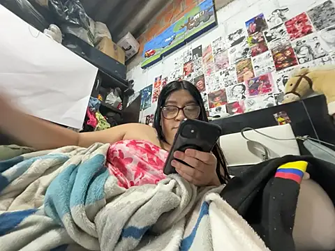 dafne19  online show from July 3, 2026, 4:30 am