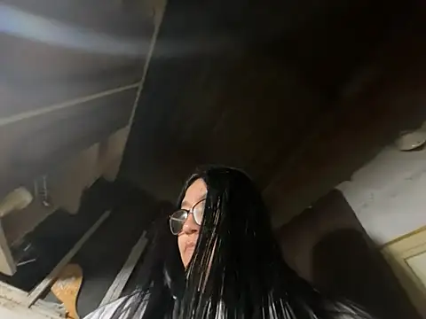 Snapshot of dafne19_ chatting on March 16, 2026, 5:37 am dafne19 online show from March 16, 2026, 5:37 am