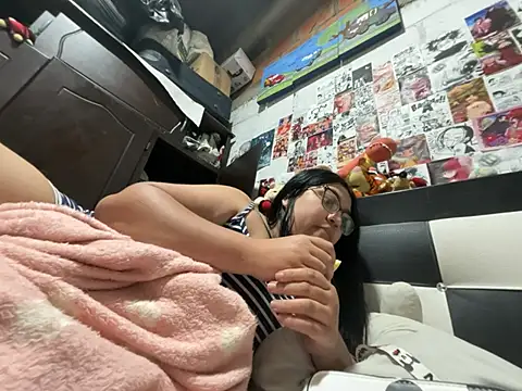 Snapshot of dafne19_ chatting on March 14, 2026, 5:13 am dafne19 online show from March 14, 2026, 5:13 am