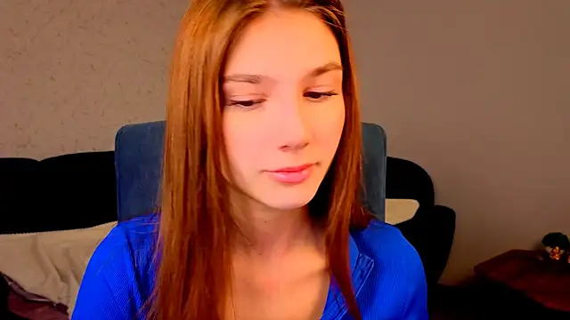 Snapshot of AnaHoney chatting on March 5, 2026, 2:30 am AnaHoney online show from March 5, 2026, 2:30 am