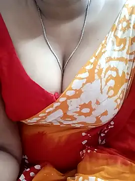 Snapshot of Lusty-siri chatting on January 5, 2025, 3:53 am Lusty-siri online show from January 5, 2025, 3:53 am