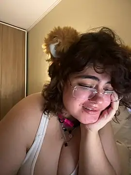 Snapshot of yudrayeb chatting on January 24, 2025, 1:35 am yudrayeb online show from January 24, 2025, 1:35 am