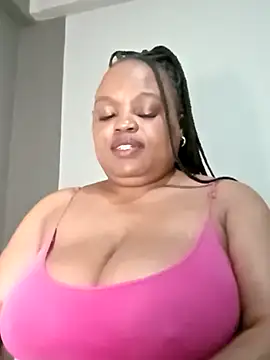 Snapshot of hugemelonsxxx chatting on June 25, 2026, 6:13 pm hugemelonsxxx online show from June 25, 2026, 6:13 pm