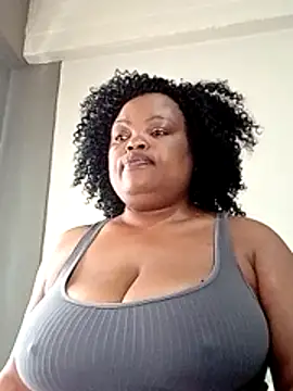 Snapshot of hugemelonsxxx chatting on July 20, 2026, 10:39 am hugemelonsxxx online show from July 20, 2026, 10:39 am