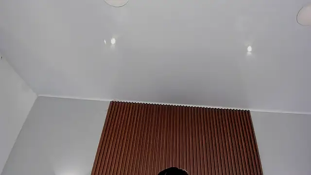 Emma23   online show from January 7, 2026, 9:36 am