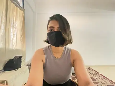 MaYaa  11 online show from January 2, 2025, 11:52 am