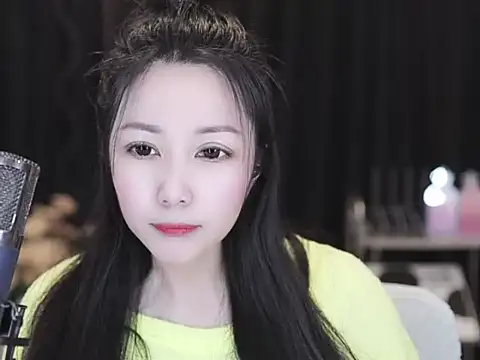 Nuyoah-77 online show from March 23, 2026, 8:03 am