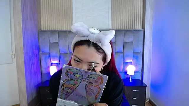 Mia Rinn online show from September 11, 2025, 1:11 pm