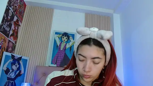 Mia Rinn online show from March 6, 2026, 12:44 pm