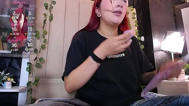 Mia Rinn online show from February 24, 2025, 1:31 pm