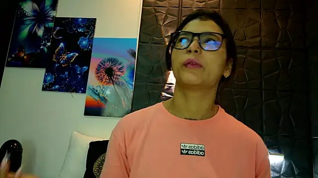 graceymilf666 online show from December 21, 2025, 12:07 pm