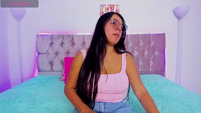 Alice Summer1 online show from March 13, 2026, 11:10 pm