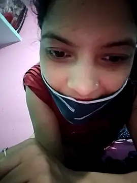 Hotty-Divya online show from September 8, 2025, 3:00 pm