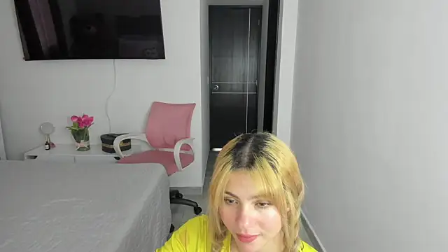 Ori valentina online show from February 26, 2025, 8:47 pm