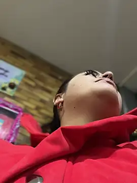 Lesly 10- online show from February 6, 2026, 12:23 pm