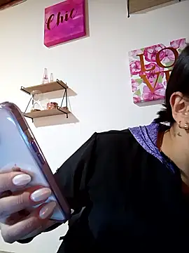 Lesly 10- online show from June 12, 2026, 5:00 pm