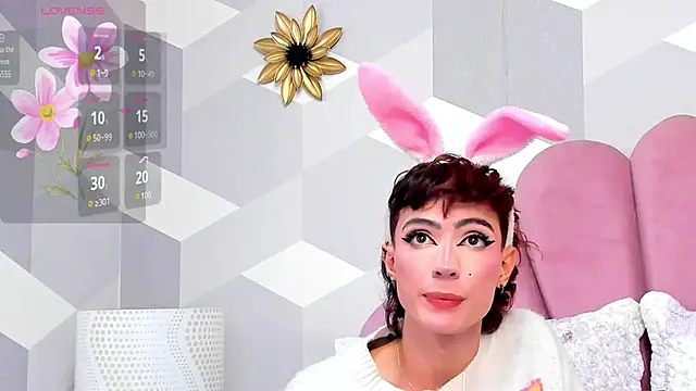 KylieMonnett online show from March 19, 2025, 1:32 am