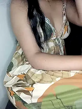 Patrona-fifi online show from November 21, 2025, 11:04 pm