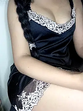 Patrona-fifi online show from November 10, 2025, 11:43 pm