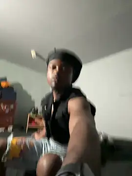 SluttyLyfe4L online show from July 16, 2026, 3:36 am