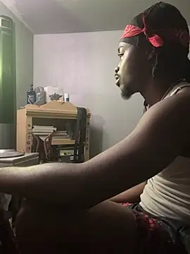 SluttyLyfe4L online show from July 13, 2026, 12:10 am