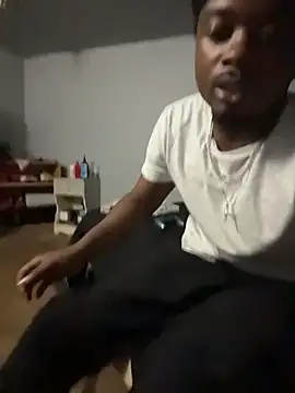 SluttyLyfe4L online show from June 20, 2026, 1:43 am
