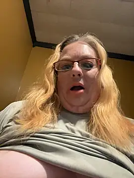 CherishWilliams online show from June 26, 2026, 5:24 am
