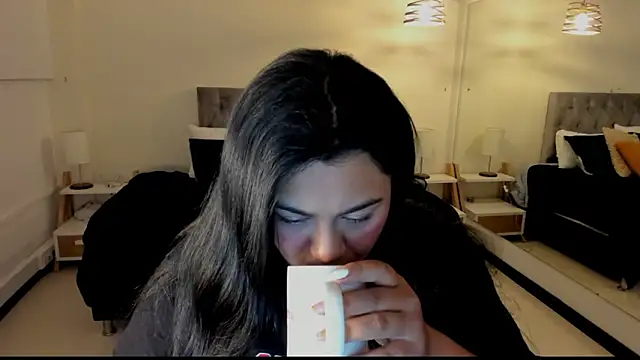 Snapshot of _Dulcinea_1 chatting on February 13, 2026, 7:52 am Dulcinea 1 online show from February 13, 2026, 7:52 am