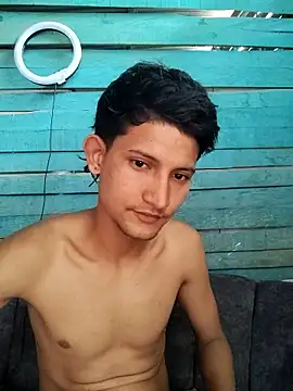 Juan Hotcaliemte online show from April 25, 2026, 1:41 pm