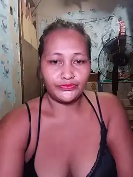Sweetchuby1995 online show from June 13, 2026, 12:47 pm