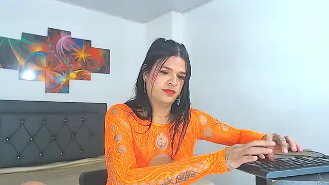 eloisaath online show from March 20, 2025, 7:46 pm