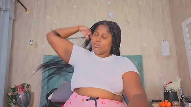 Alexa roussee online show from November 11, 2025, 2:01 pm