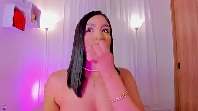 AishaPeyton online show from August 5, 2026, 5:34 am
