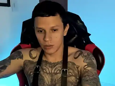 Snapshot of goodboy69l chatting on July 6, 2026, 2:24 pm goodboy69l online show from July 6, 2026, 2:24 pm