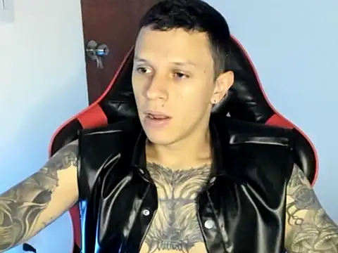 Snapshot of goodboy69l chatting on June 7, 2026, 3:28 pm goodboy69l online show from June 7, 2026, 3:28 pm