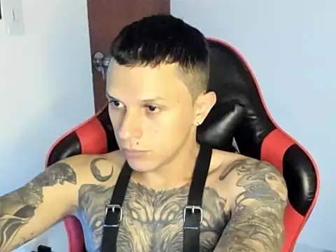 Snapshot of goodboy69l chatting on May 27, 2026, 9:22 pm goodboy69l online show from May 27, 2026, 9:22 pm