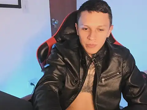 Snapshot of goodboy69l chatting on July 22, 2026, 11:07 pm goodboy69l online show from July 22, 2026, 11:07 pm