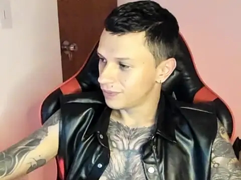 goodboy69l online show from April 22, 2026, 11:44 pm