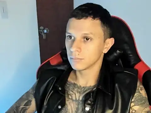 Snapshot of goodboy69l chatting on June 4, 2026, 5:50 pm goodboy69l online show from June 4, 2026, 5:50 pm