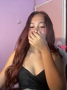 ursweet babygirl online show from April 30, 2026, 3:52 pm
