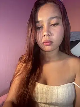 ursweet babygirl online show from May 10, 2026, 4:31 pm