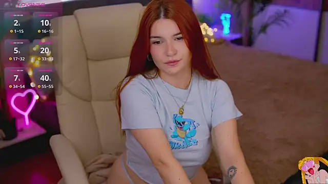 RedShinee online show from October 21, 2025, 12:48 pm