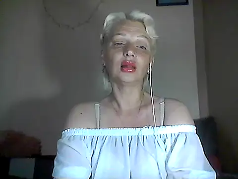 Snapshot of MaryJane441 chatting on June 5, 2026, 9:09 pm MaryJane441 online show from June 5, 2026, 9:09 pm